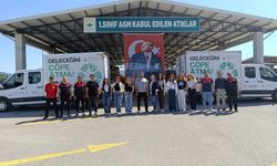 Bursa'da öğrenciler halka çevre bilinci kazandırıyor