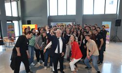 Başkan Şadi Özdemir Gençlik Bayramı’nda gençlerle buluştu