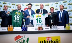 Bursaspor’un forma sırt sponsoru Uludağ İçecek oldu