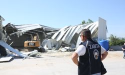 Yaylacık Mahallesi’nde 2 kaçak yapı yıkıldı