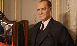 Atatürk'ün balmumu heykeli Hünkar Köşkü'ne eklendi