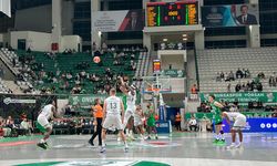 Bursaspor Yörsan, Darüşşafaka Lassa'yı yendi