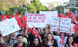 Bursa'da Gençlik yürüyüşü başladı