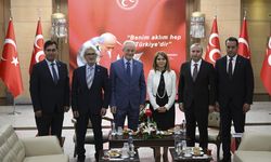 DEM heyeti, MHP ile bayramlaştı