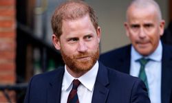 İngiltere Prensi Harry'nin soyadını "Spencer" olarak değiştireceği iddiası