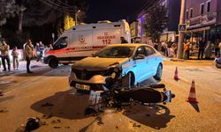 Bursa'da otomobil ile motosiklet çarpıştı