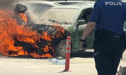Ankara’da bir araç alev alev yandı