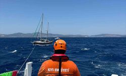 Bodrum’da sürüklenen tekne KIYEM ekiplerince kurtarıldı