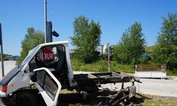 Kastamonu’da kamyonet ile otomobil çarpıştı: 3 yaralı