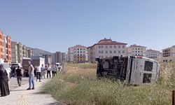 Malatya’da minibüs devrildi: 4 kişi yaralandı
