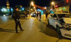 Otomobil içerisindeki tartışma kazaya neden oldu