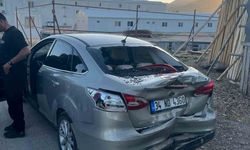 Tır ile otomobil çarpıştı: 2 yaralı