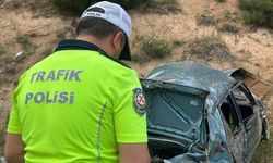 Uşak’ta iki araç çarpıştı: 1’i ağır 7 yaralı