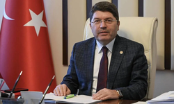 Bakan Tunç: Leman dergisi hakkında soruşturma başlatıldı! Dergi binası basıldı