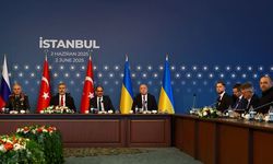 İstanbul'da 1 saatlik barış zirvesi: Rusya-Ukrayna görüşmesi sonrası ilk açıklama