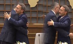 Fahrettin Altun koltuğunu Burhanettin Duran'a devretti!