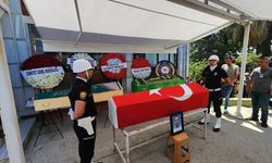 Hayatını kaybeden polis ve ailesi toprağa verildi
