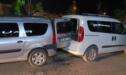 Bursa'da alkollü sürücü 3 araca çarpıp kaçtı
