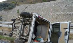 Cenaze yolunda kaza: 1 ölü, 1 yaralı
