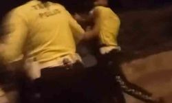 Bursa'da trafik polisleri arbede çıkınca biber gazı kullandı
