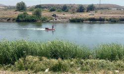 Kızılırmak’a giren genç kayboldu