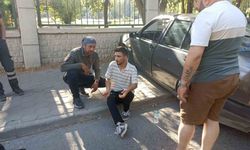Kontrolden çıkan otomobil duvara çarparak durabildi, sürücüsü yaralandı