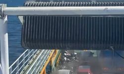 Marmara Adası açıklarında yangın çıkan feribotta can pazarı: 200 yolcu tahliye ediliyor