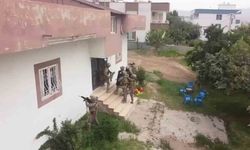 Şırnak’ta kaçakçılık operasyonu: Ev ve iş yerlerinden cephanelik çıktı