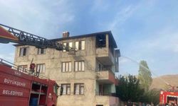 Van’da çatı yangını