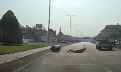 Yola biran da çıkan çekiciye motosiklet çarptı