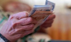 Emekliye ek ödeme fırsatı! Bankalarda yarış kızıştı