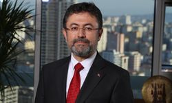 Bakan Yumaklı: 4 ildeki 5 yangın kontrol altına alındı! Sadece Bursa...