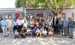 Başkan Erkan Aydın, Güneştepe’de vatandaşın sesine kulak veriyor