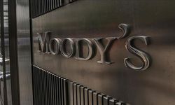 Moody's Türkiye'nin kredi notunu yükseltti