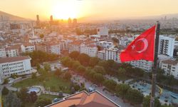 Yıldırım'da 15 Temmuz coşkusu! Al bayraklarla donatıldı
