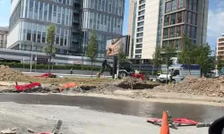 İSKİ çalışmasında boru patladı