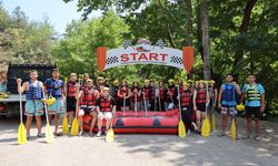 Bursa’da gençler rafting heyecanı yaşadı