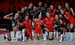 A Milli Voleybol Takımı, Bulgaristan'ı 3-0 ile geçti, son 16'yı garantiledi