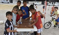 Karacabey’de sokaklar çocukların kahkahalarıyla şenleniyor