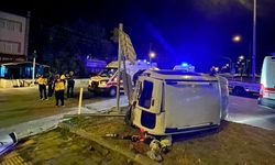 Amasya’da hafif ticari araç ile ambulans çarpıştı: 5 yaralı