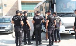 Antalya’da aranan 125 şahıs eş zamanlı operasyonla yakalandı