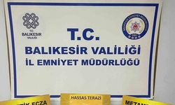 Ayvalık’ta narkotik ekibinden şüpheli araca operasyon