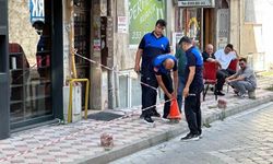 Balkondan düşen sıva parçaları korkuttu
