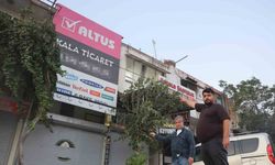 Beyaz eşya satın alma hayaliyle umutla bekleyen vatandaşların hayali bayinin kepenk açmamasıyla son buldu