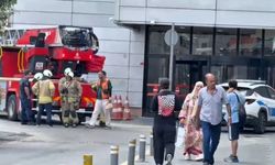 Beylikdüzü’nde AVM de yangın paniği