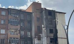 Binanın alt katındaki dükkanda çıkan yangında dumandan etkilenen 15 kişi yaralandı