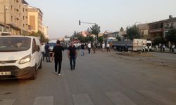 Bitlis’te freni boşalan tır, 8 aracı kullanılmaz hale getirdi