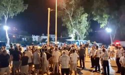 Bodrum’da taksicilerle VIP minibüsçüler birbirine girdi: 150 taksici caddeyi trafiğe kapattı