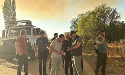 Çanakkale Valisi Toraman yangın bölgesinde yürütülen çalışmaları yakından takip etti