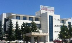 D100’de kontrolden çıkan hafif ticari şarampole devrildi: 2’si çocuk 4 yaralı